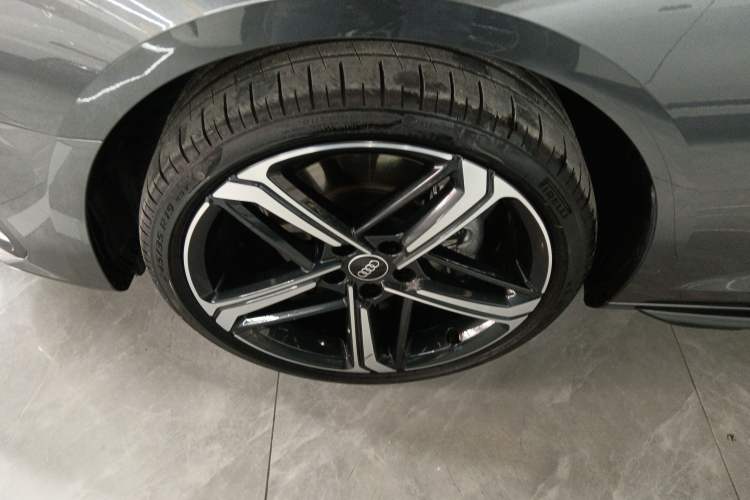 Used Audi A4L 2025 2 Million Units Enjoyment Version 40 TFSI Luxury Dynamic Edition