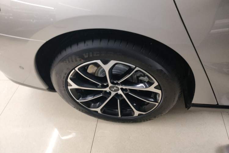 Used XPeng P7 2022 625E Right Rear Wheel Hub