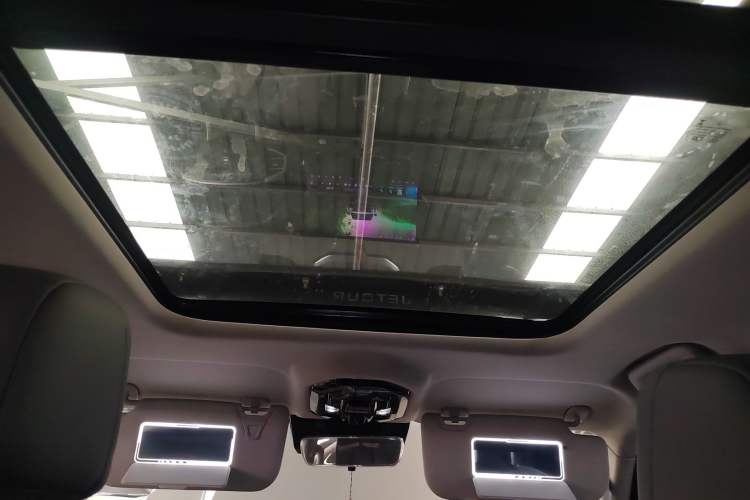 Used JETOUR Traveler 2023 2.0T Four-Wheel Drive Conqueror Headliner