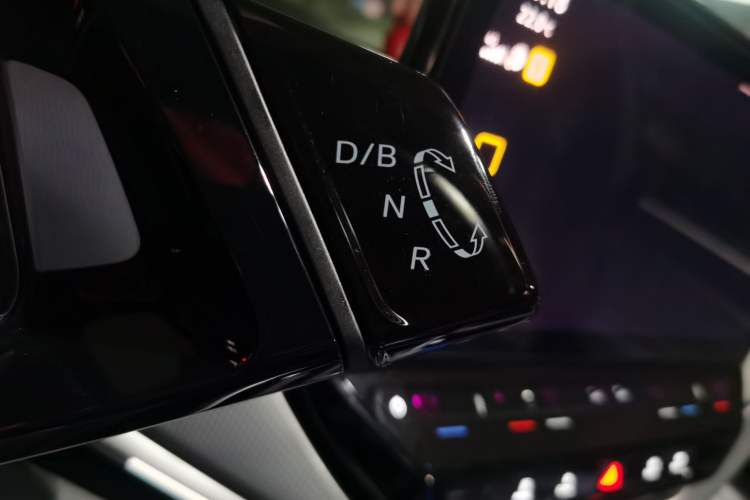 Used Volkswagen ID.4 CROZZ 2021 Long-Range PRO Two-Wheel Drive Version Gear Lever