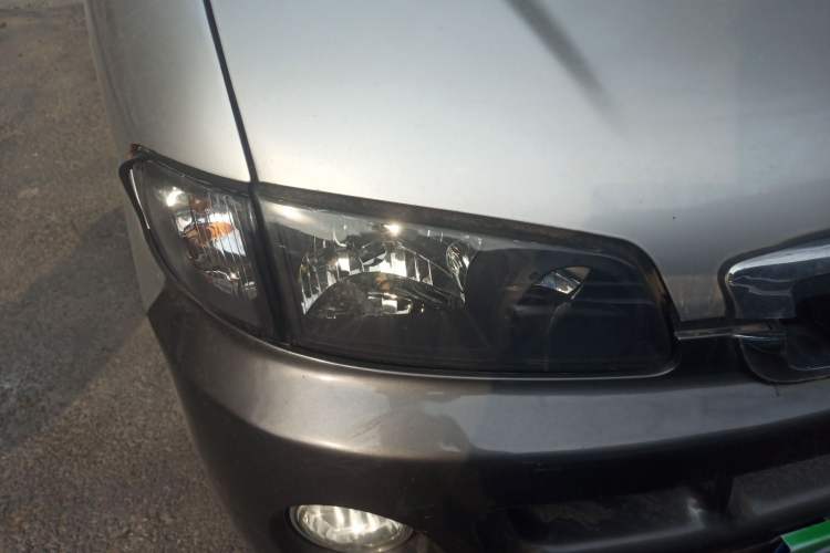 Used JAC Group Refine 2011 2.4L Colorful Journey Gasoline Standard Edition HFC4GA1-C
