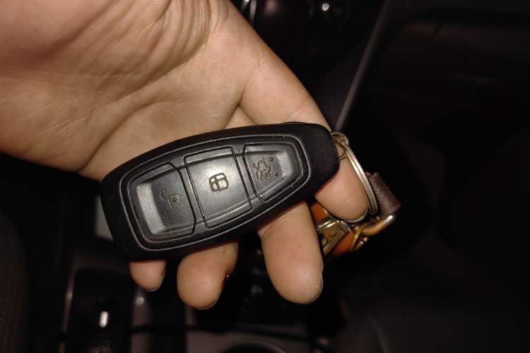 Used Ford Kuga 2013 2.0L GTDi Four-Wheel-Drive Sport Model Vehicle Key