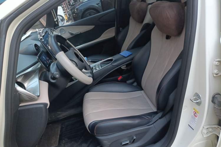 Used BYD Dolphin 2023 420 km Fashion Edition Left Front Seat