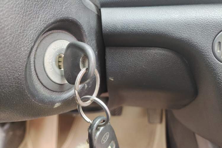 Used Kia Forte 2012 1.6L MT GL Commemorative Edition Vehicle Key