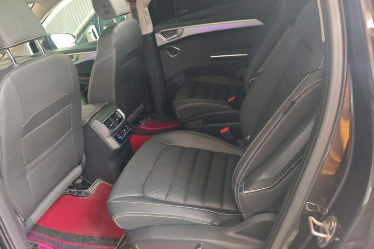 Used Volkswagen Talagon 2023 Facelift 380TSI All-Wheel-Drive Luxury Jiajing Pro 6-Seater Left Rear Seat