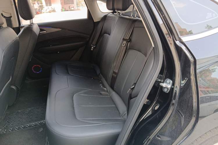 Used Wuling Xingguang 2024 Co-Creation Edition 510 Advanced Model Left Rear Seat