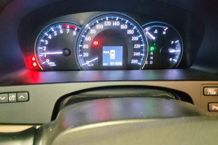 Used Toyota Crown 2012 2.5L Royal Leather Edition
