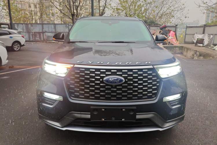 Used Ford Explorer 2020 EcoBoost 285 4x4 Platinum Edition 6 Seats