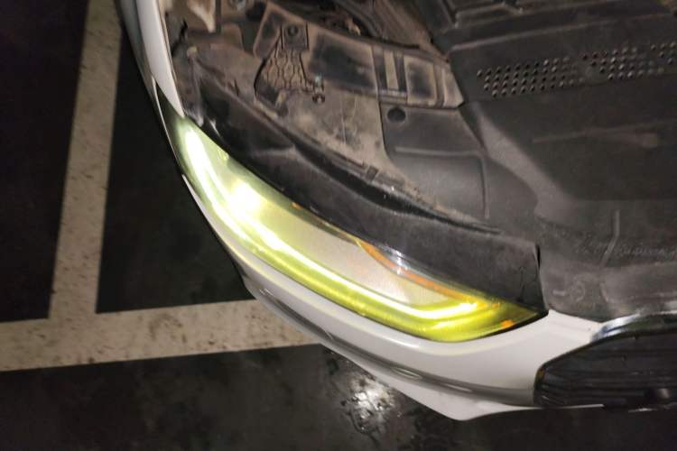 Used Audi A4L 2013 35 TFSI Automatic Standard Model Right Front Headlight