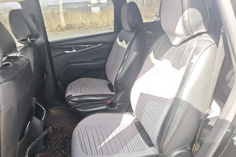 Used SAIC MAXUS G50 2022 1.5T Automatic Comfort Touring B