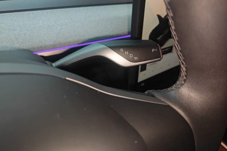 Used Tesla Model Y 2023 Rear-Wheel-Drive Version