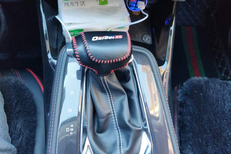 Used CHANGAN OSHAN X5 2023 Enjoy Edition 1.5T DCT Luxury Model Gear Lever