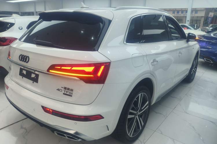Used Audi Q5L 2022 40T Fashionable and Dynamic Model
