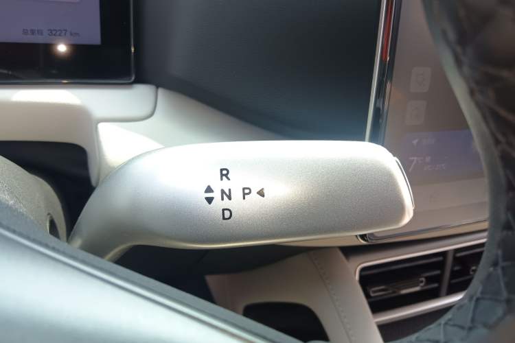 Used BYD Yuan UP 2025 Intelligent Driving Version 401 km Leading Edition