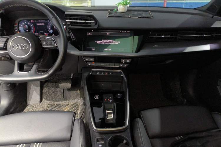 Used Audi A3 2022 Sportback 35 TFSI Fashionable Sports Model
