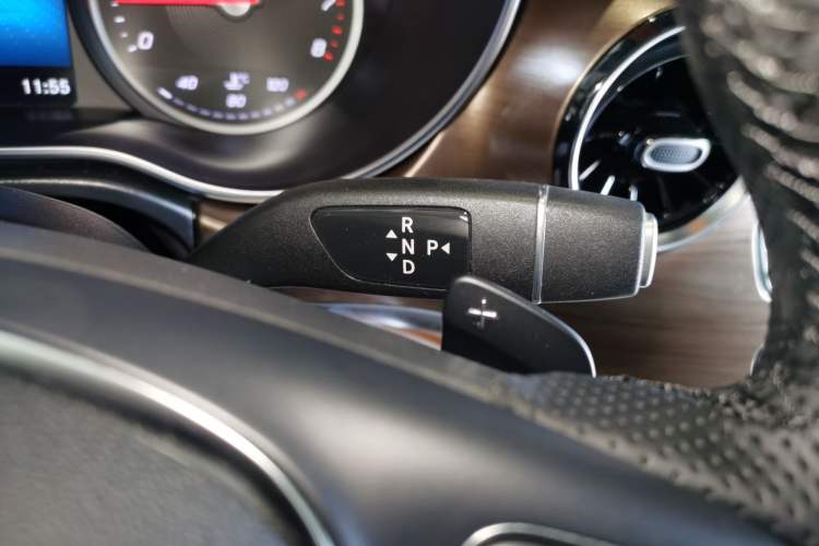 Used Mercedes-Benz V-Class 2020 V 260 L Long-wheelbase Luxury Edition Gear Lever