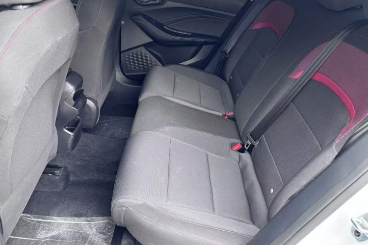 Used MG 5 2023 180 DVVT Manual Fashion Edition