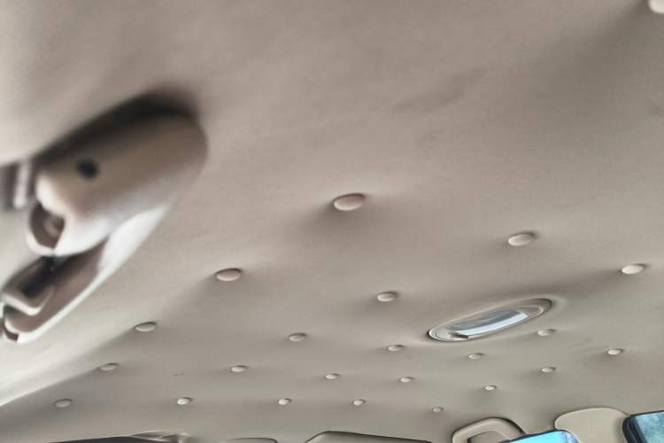 Used Buick Excelle 2013 1.5L Automatic Classic Model
