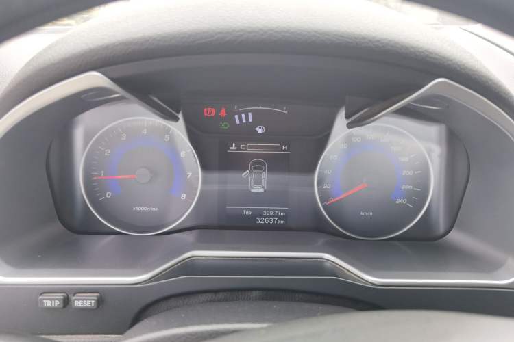 Used Geely Auto Emgrand 2016 Sedan 1.5L Manual Upward Edition