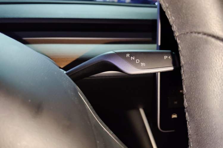 Used Tesla Model 3 2019 Standard Range Rear-Drive Upgraded Version