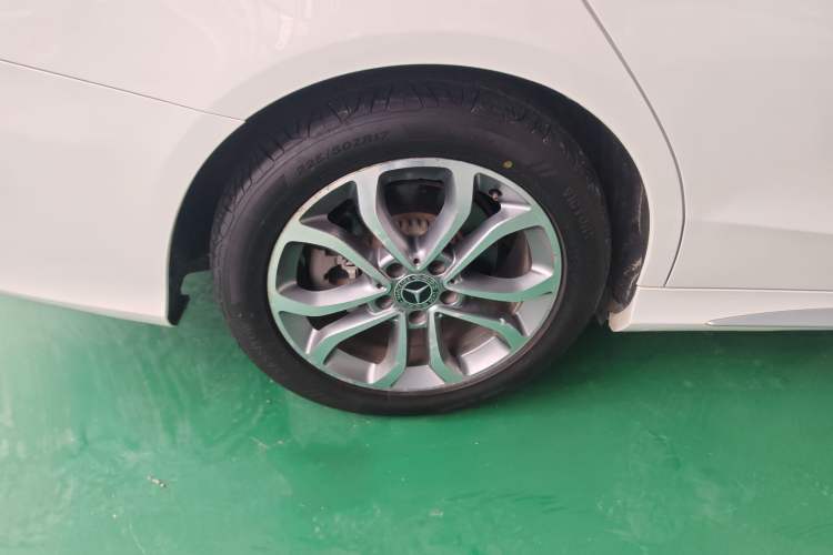 Used Mercedes-Benz C-Class 2018 C 180 L Fashion Edition Sport Version
