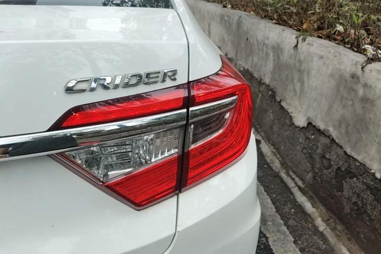 Used Honda Crider 2016 1.8L CVT Comfort Version
