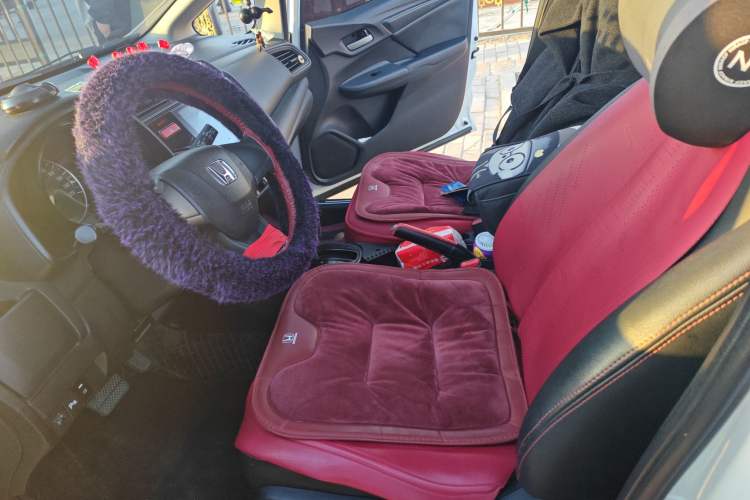 Used Honda Fit 2016 1.5L LXS CVT Comfort Sunroof Version
