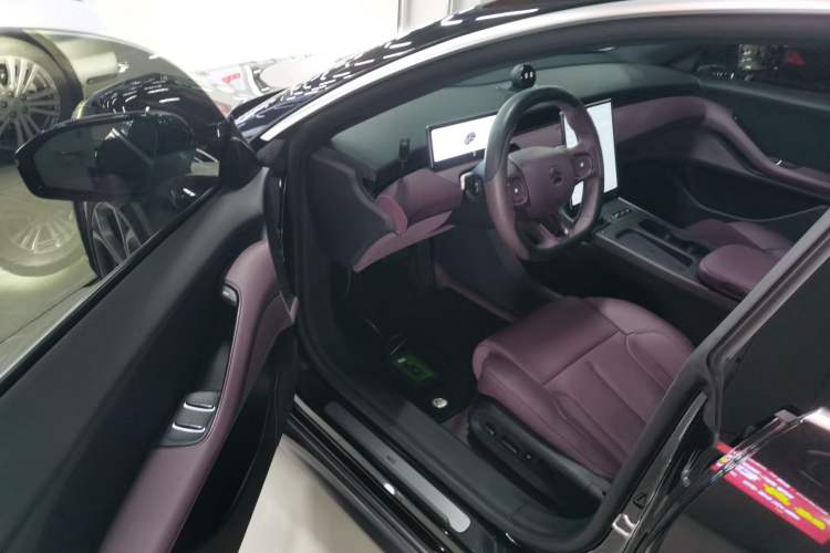 Used Nio ET5T 2024 75kWh Touring Driver Seat