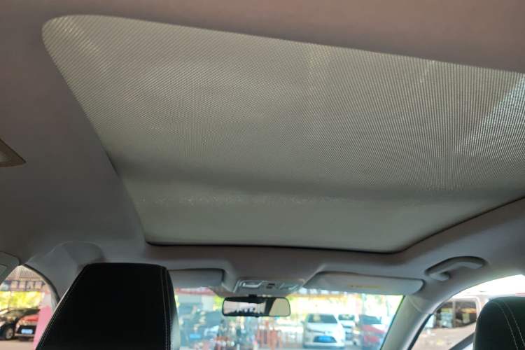 Used HYOSOW S6 2017 1.5T Manual Phantom Joy Model