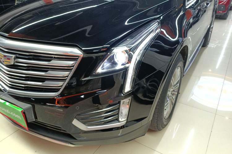 Used Cadillac XT5 2018 25T Luxury Model
