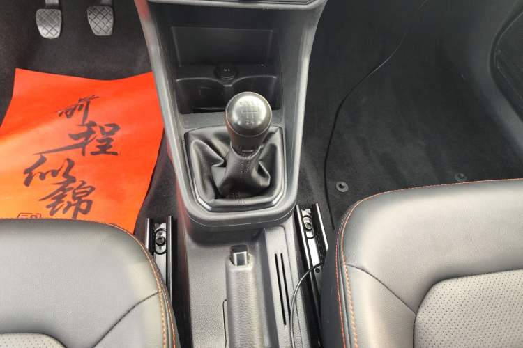 Used Volkswagen Santana 2016 1.4L Manual Fashion Edition