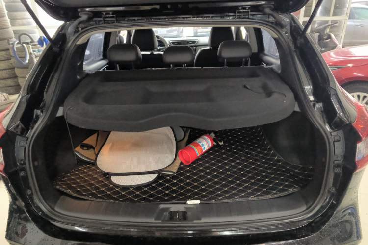 Used Nissan Qashqai 2023 Classic 2.0L CVT XV Comfort Edition Trunk