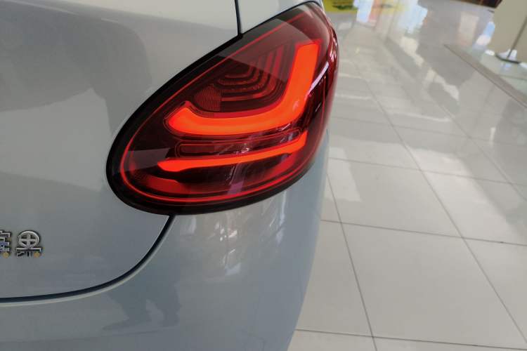 Used Wuling Bingo 2025 333 km Lingxi Deluxe Edition Right Rear Taillight