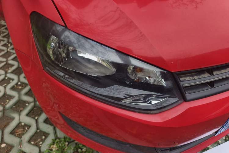 Used Volkswagen Polo 2013 1.4L Manual Fashion Edition Right Front Headlight