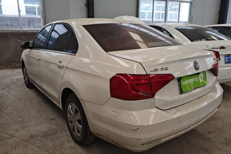 Used Volkswagen Jetta 2017 1.4L Manual Fashion Edition