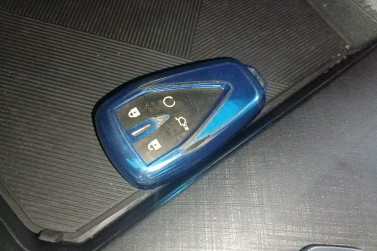 Used CHANGAN UNI-V iDD 2023 Zhidian iDD 1.5T 113km Smart & Fun Version (Rapid Edition) Interior 1