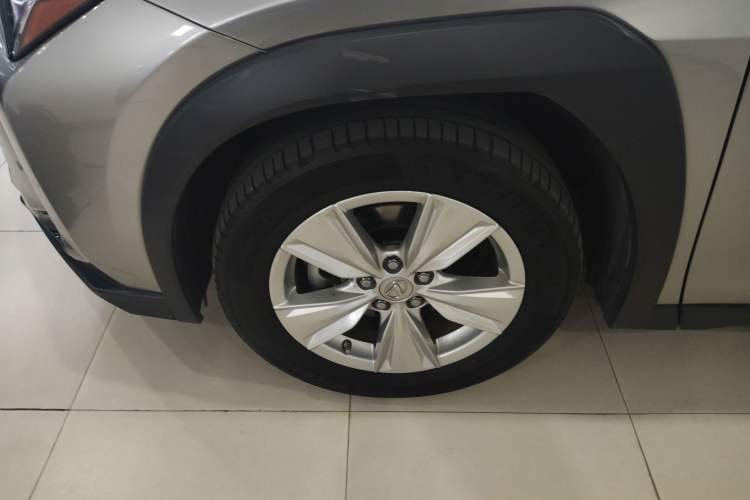 Used Lexus UX 2020 260h Explore & Adventure Edition
