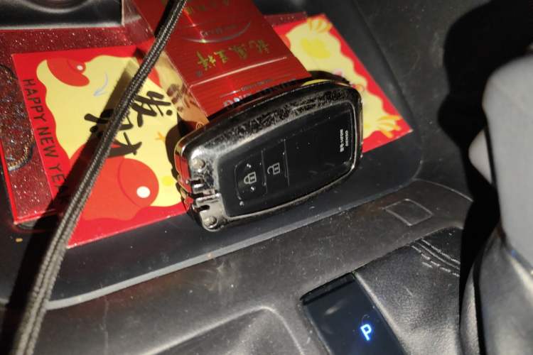 Used Toyota RAV4 2023 2.0L CVT Two-Wheel Drive Fashion Edition
