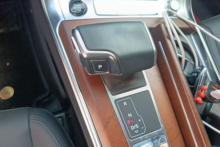 Used Audi A6 2021 allroad quattro Explorer 55 TFSI Prestige Off-Road Model