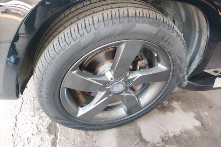 Used Mercedes-Benz GLK-Class 2013 GLK 300 4MATIC Dynamic Sunroof Model
