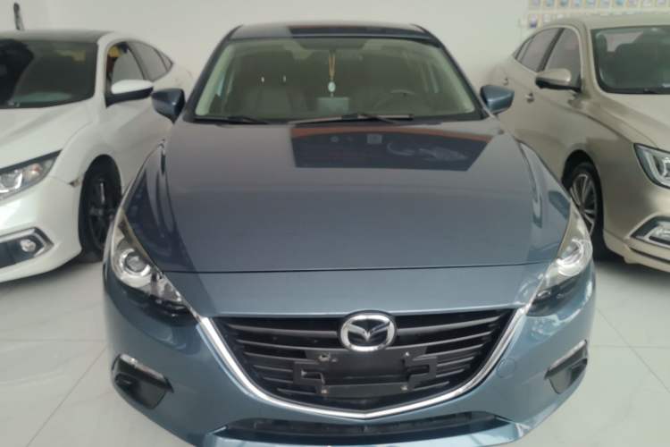 Used Mazda Mazda 3 Axela 2014 Sedan 1.5L Automatic Comfort Model