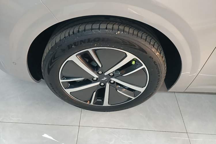 Used Li Auto L6 2024 Pro Model
