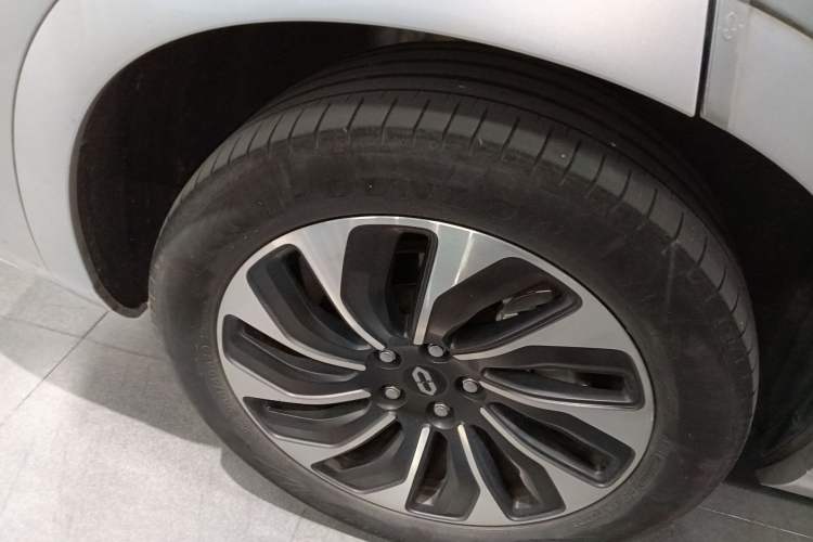 Used Hima AITO M7 2024 1.5T Rear-Drive Plus Version 5 Seats
