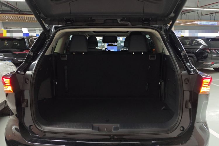 Used Toyota Highlander 2022 380T Four-Wheel Drive Prestige Edition 7-Seater Trunk