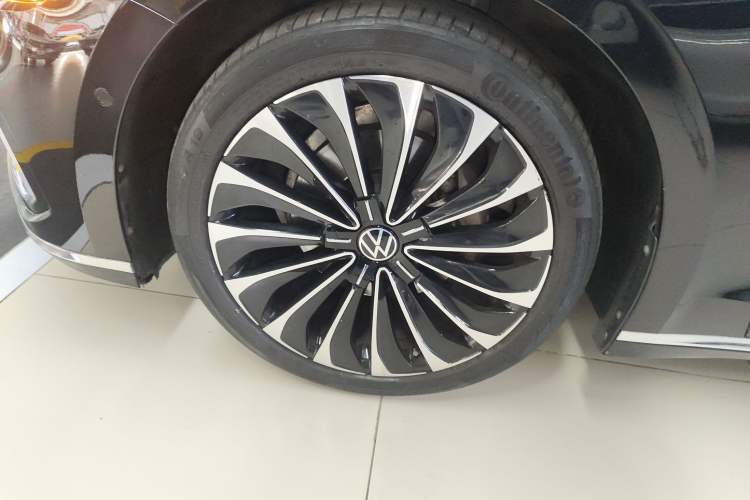 Used Volkswagen Phideon 2021 380TSI Prestige Edition
