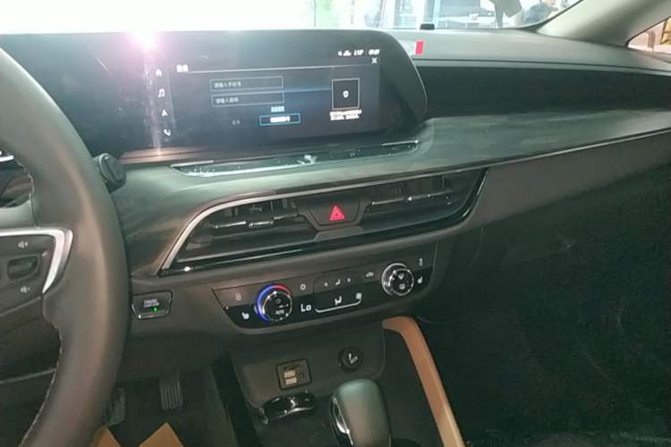Used Buick GL6 2021 323T Mild Hybrid Connect Luxury Model
