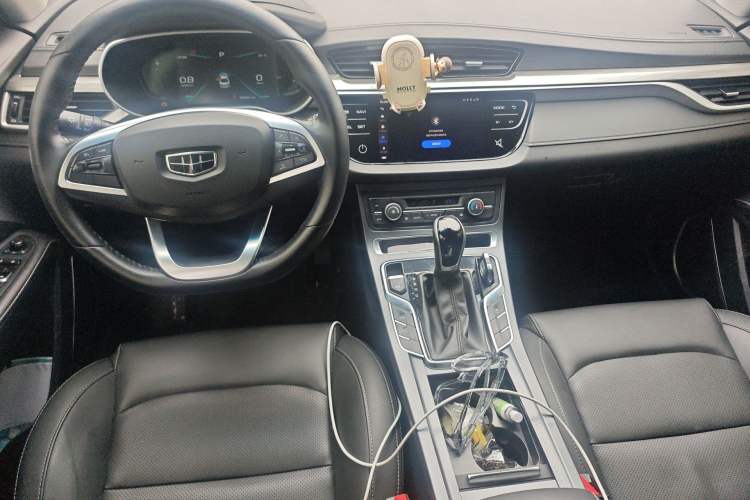 Used Geely Auto Emgrand 2019 Leading Edition 1.5L CVT Upward-Connected Model China VI Standard