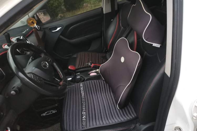 Used Soueast DX3 2016 1.5L Manual Luxury Edition
