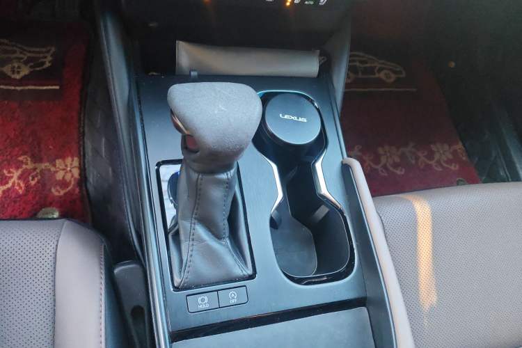 Used Lexus ES 2024 200 Premium Edition
