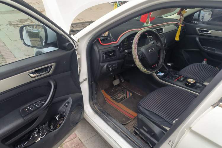 Used Qoros 5 2018 Revised 1.6T Automatic Luxury Version
